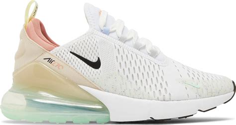 nike white sanddrift 270